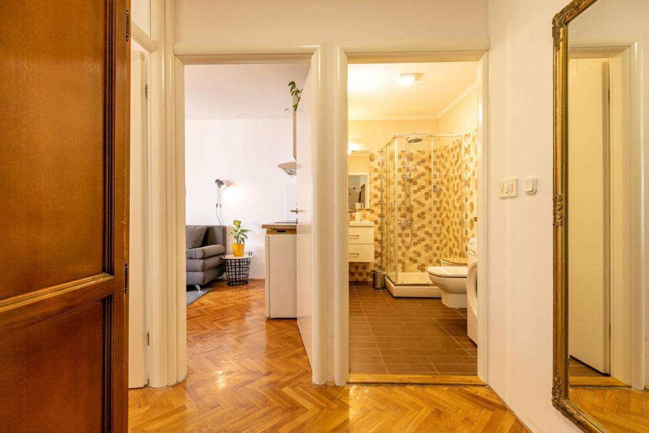 Pula City Accomodation Buitenkant foto