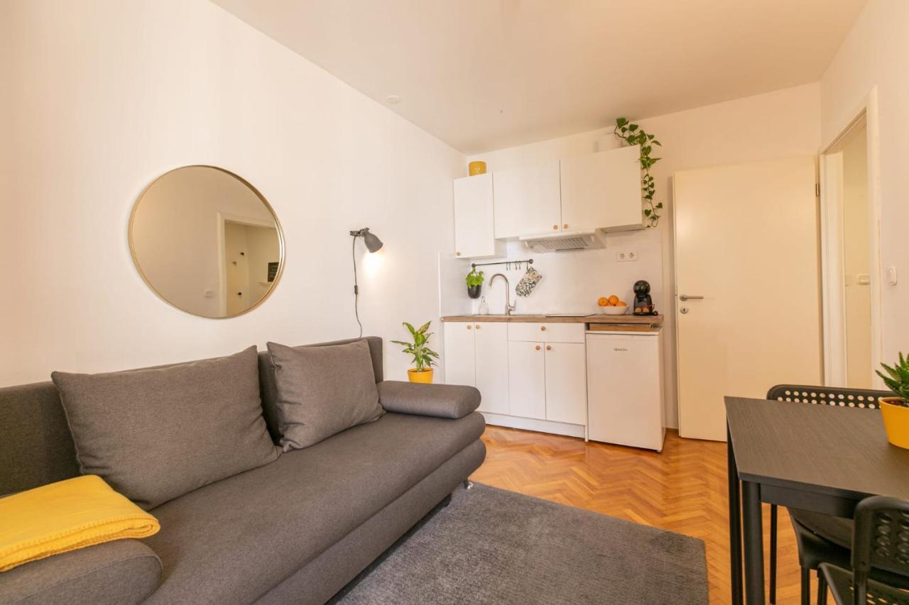 Pula City Accomodation Buitenkant foto