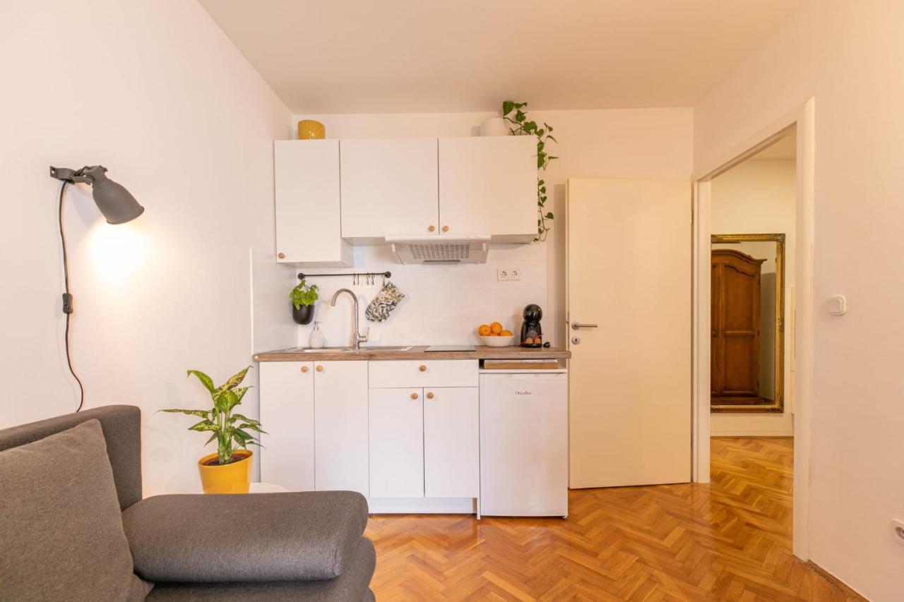 Pula City Accomodation Buitenkant foto